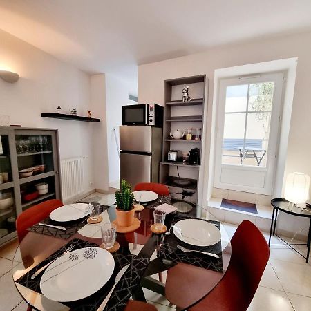 Coquette Maison De Ville Calme Avec Patio Angoulême Dış mekan fotoğraf