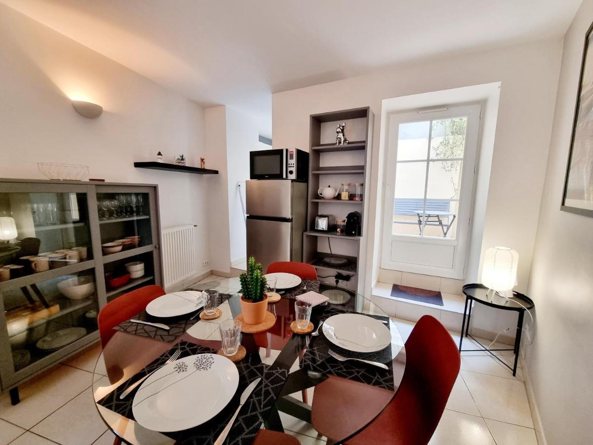 Coquette Maison De Ville Calme Avec Patio Angoulême Dış mekan fotoğraf