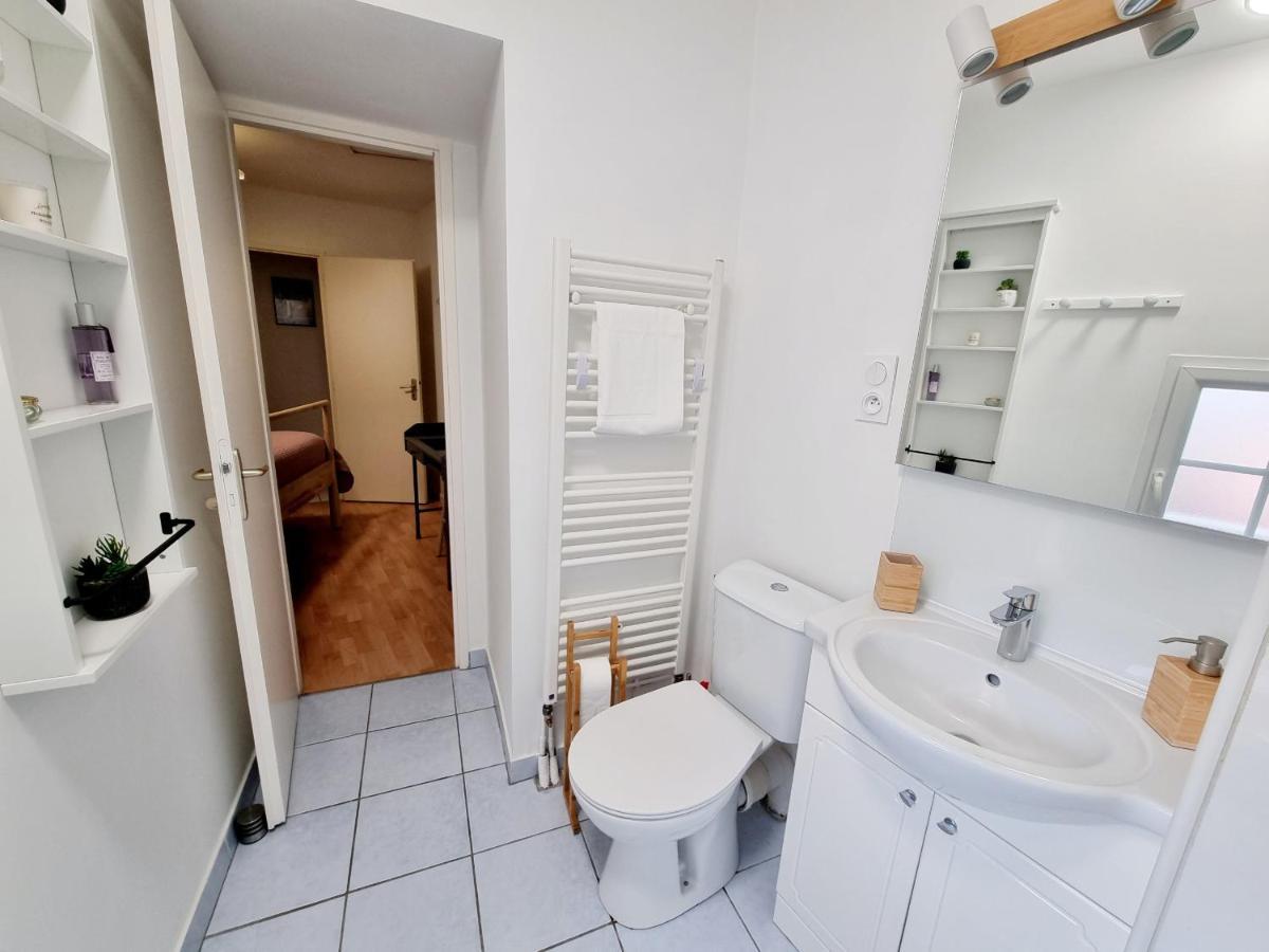 Coquette Maison De Ville Calme Avec Patio Angoulême Dış mekan fotoğraf