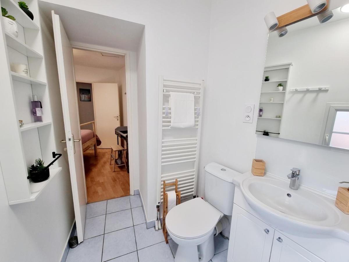 Coquette Maison De Ville Calme Avec Patio Angoulême Dış mekan fotoğraf